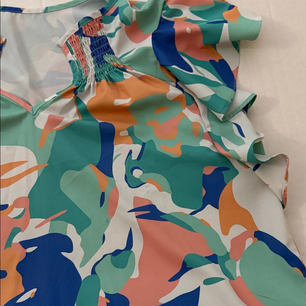 Colorful Abstract Women's Top XL - Picture 4 of 11